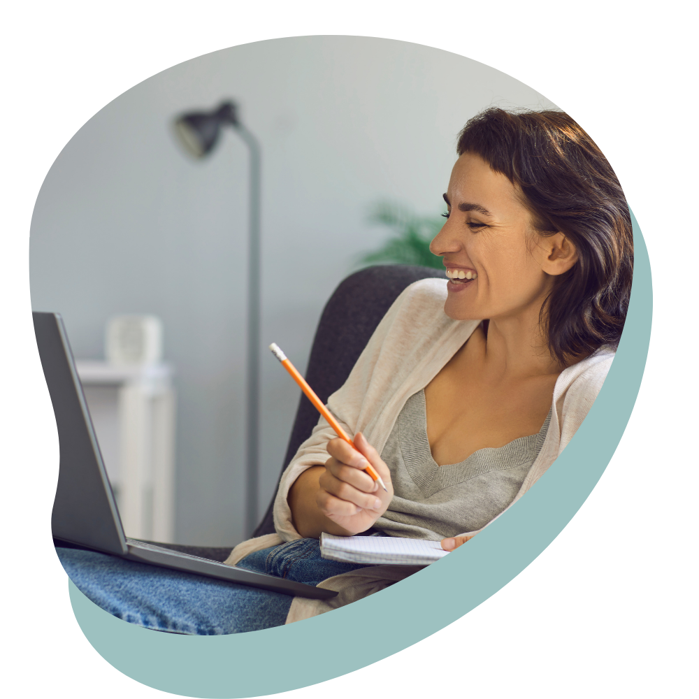 online birthing classes woman smiling